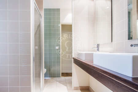 Badezimmer Möblierte wohnung - 75m²  - 2 Zimmer - Miromesnil - Paris