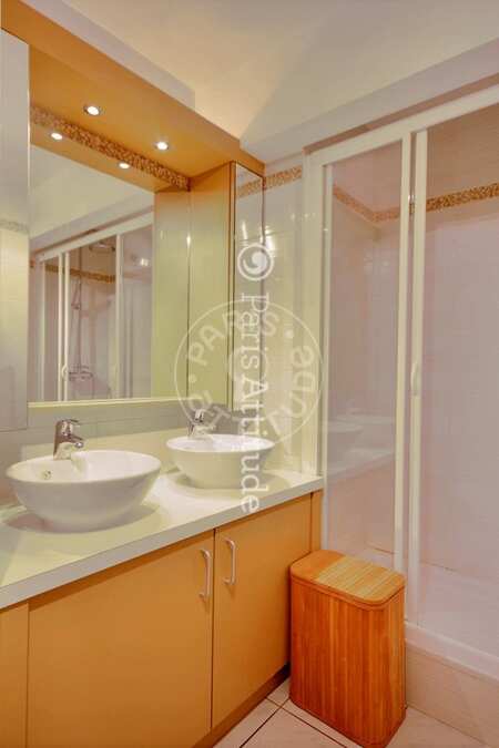 Casa de banho Apartamento mobilado - 54m²  - 1 quarto - Gambetta - Paris