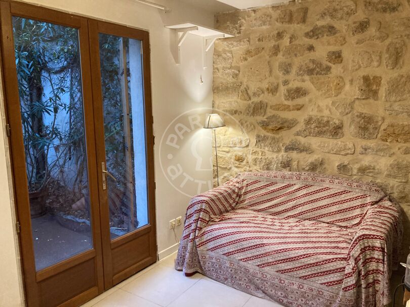 Quitinete mobiliado - Paris 75010 - 4457