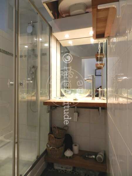 Bathroom Furnished apartment - 32m²  - 1 bedroom - Saint-Germain - Paris