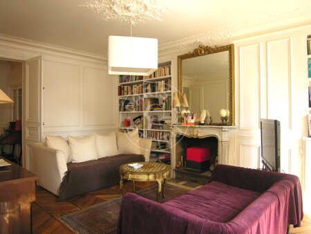 Salon Appartement meublé - 105m²  - 2 chambres - Moulin Rouge / Pigalle - Paris