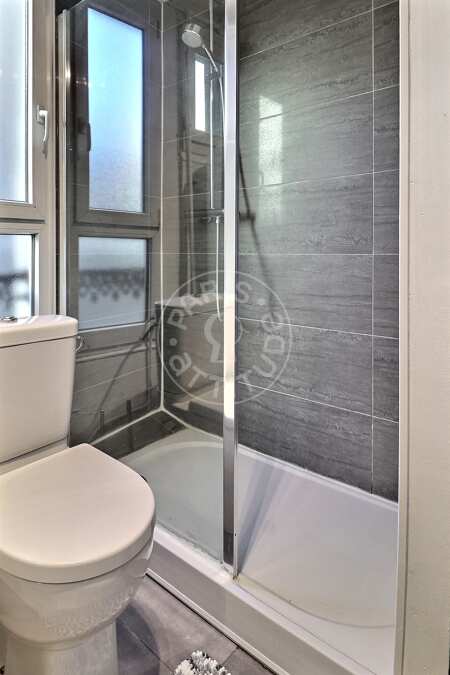 Bathroom Furnished apartment - 45m²  - 2 bedrooms - Tour Eiffel - Paris
