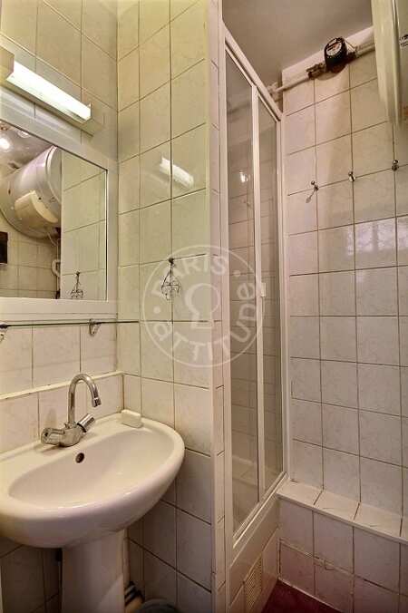 Baño Estudio amueblado - 26m²  - Pyramides / Palais Royal - París