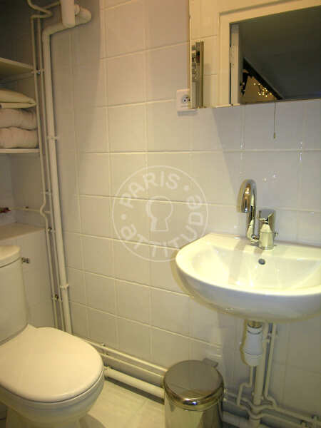 Casa de banho Quitinete mobilado - 21m²  - Place Monge - Paris