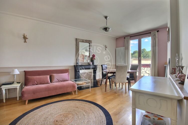 Salotto - 1 locale arredato - Parigi 75020 - 4660