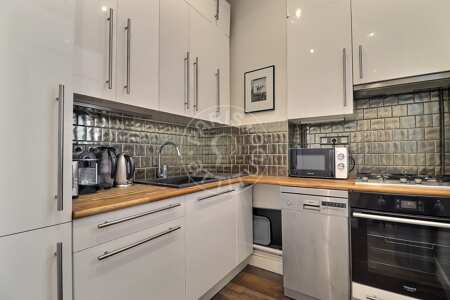 Küche Möblierte wohnung - 64m²  - 2 Zimmer - Poissonnière - Paris