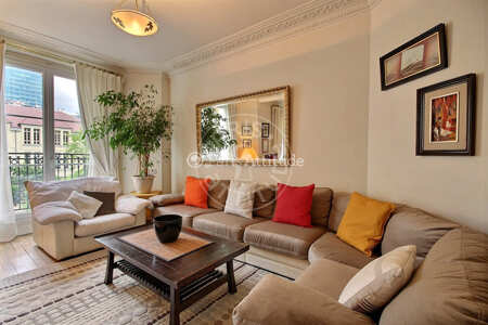 Living room Furnished apartment - 60m²  - 1 bedroom - Convention - Paris