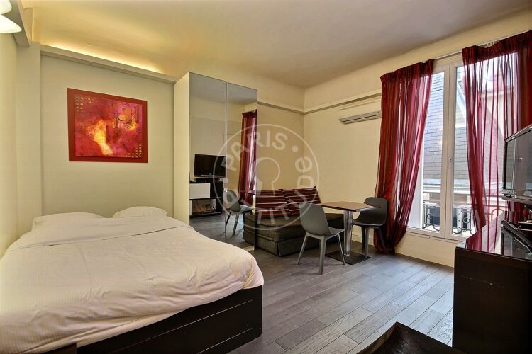 Salon - Studio meublé - Paris 75008 - 4837