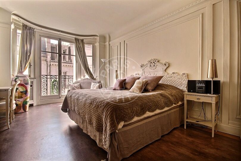 1 dormitorio amueblado - París 75008 - 4874