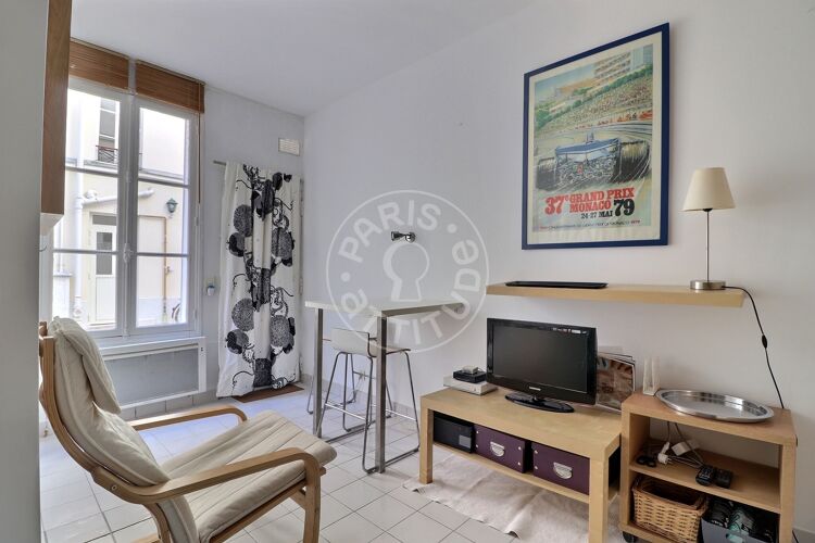 Sala - Quitinete mobiliado - Paris 75007 - 4979