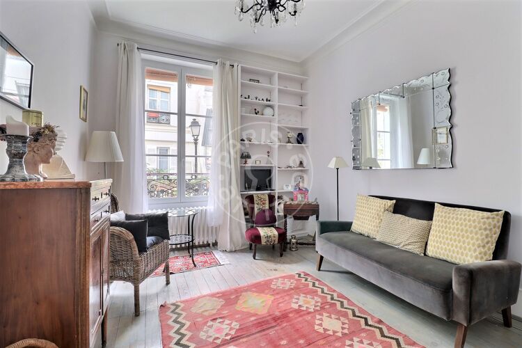 Salotto - 1 locale arredato - Parigi 75018 - 5060