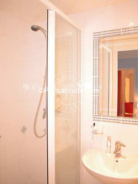 Casa de banho Apartamento mobilado - 40m²  - 1 quarto - Jules Joffrin - Mairie du 18ème - Paris