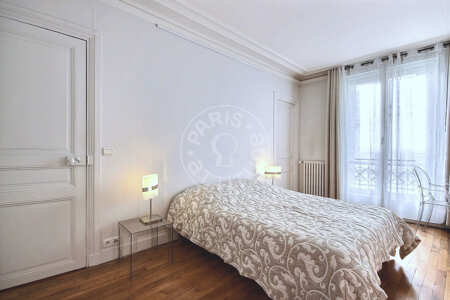 Bedroom Furnished apartment - 75m²  - 2 bedrooms - Arc de Triomphe - Paris