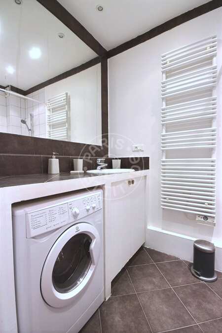 Bathroom Furnished apartment - 75m²  - 2 bedrooms - Arc de Triomphe - Paris