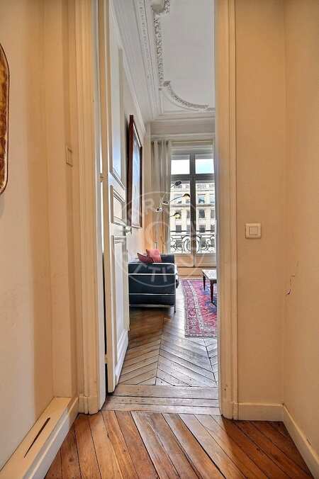 Entrée Studio alcove meublé - 55m²  - Arc de Triomphe - Paris