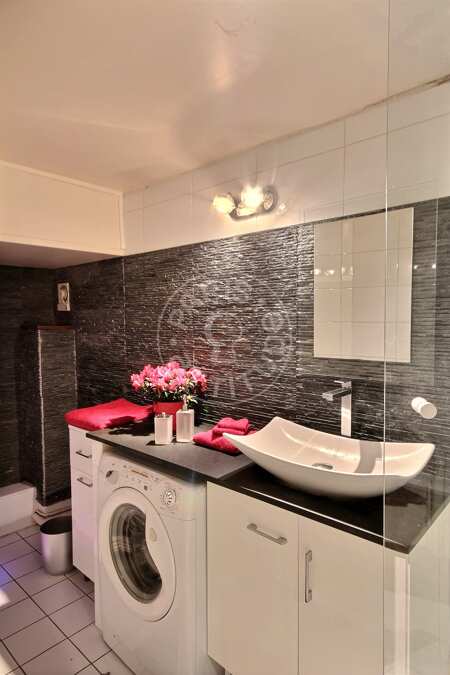 Salle de bain Studio meublé - 21m²  - La Muette / Bois de Boulogne - Paris