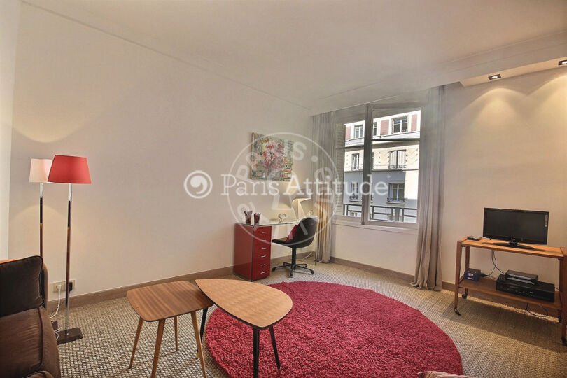 Quitinete mobiliado - Paris 75007 - 533