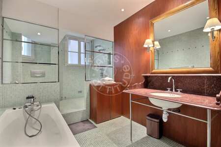 Bathroom Furnished studio - 39m²  - Porte Dauphine - Paris