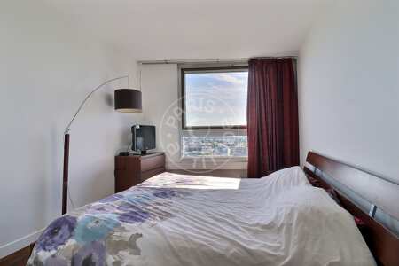 Bedroom Furnished apartment - 85m²  - 2 bedrooms - Puteaux