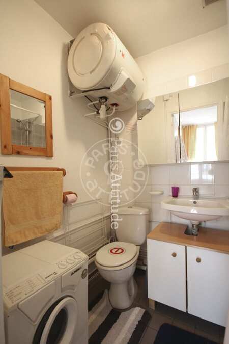 Casa de banho Quitinete mobilado - 33m²  - Latin / Saint-Michel - Paris