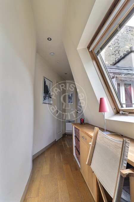 Entrance Furnished apartment - 27m²  - 1 bedroom - Arc de Triomphe - Paris