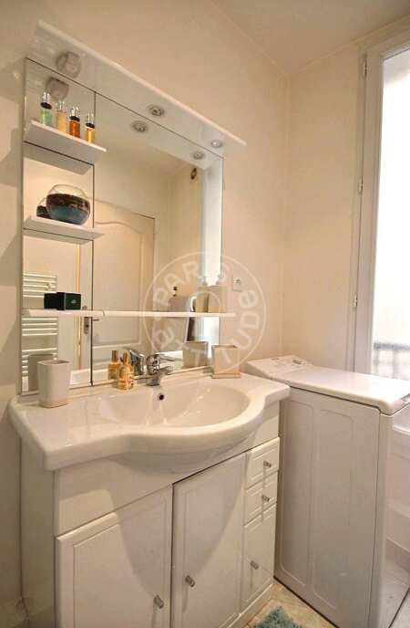 Badezimmer Möblierte wohnung - 38m²  - 1 Zimmer - Jules Joffrin - Mairie du 18ème - Paris