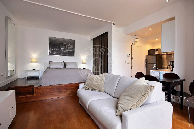 Estudio con alcoba amueblado - París 75008 - 5696