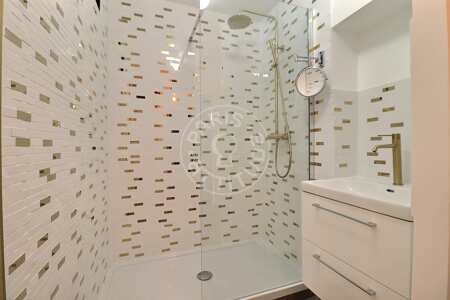 Baño Piso amueblado - 63m²  - 2 dormitorios - Poissonnière - París