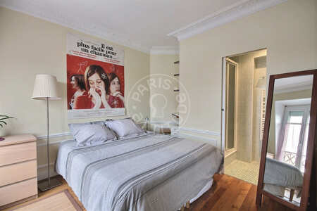 Quarto Apartamento mobilado - 44m² - 1 quarto - Commerce - Paris