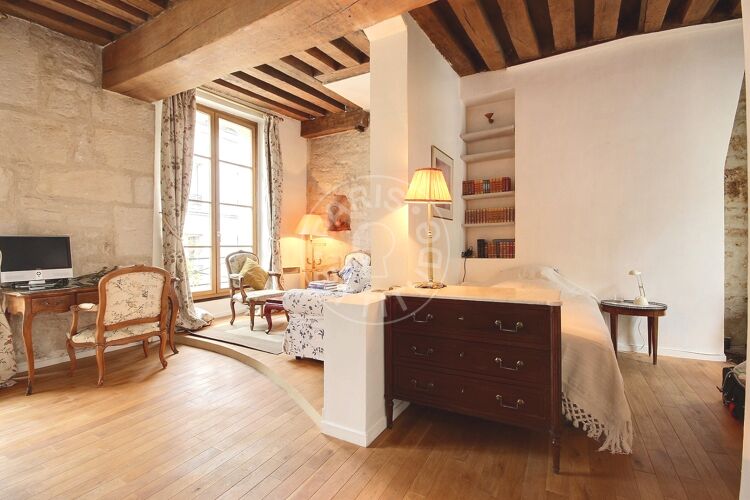 Living room - Furnished studio alcove - Paris 75004 - 580