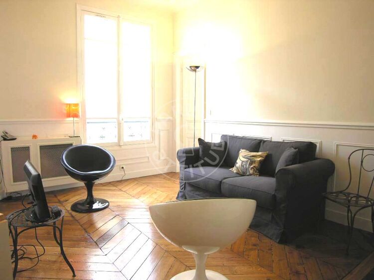 Living room - Furnished 2 bedrooms - Paris 75001 - 5821