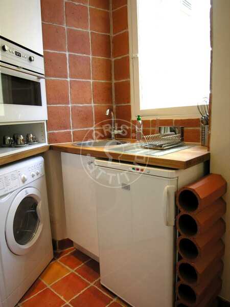 Kitchen Furnished apartment - 47m²  - 2 bedrooms - Châtelet - Paris