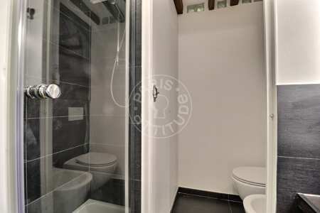 Salle de bain Appartement meublé - 42m²  - 1 chambre - Bourse - Paris