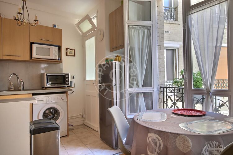 Living room - Furnished 1 bedroom - Paris 75018 - 5967
