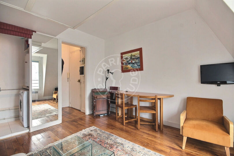 Estudio amueblado - París 75009 - 5984