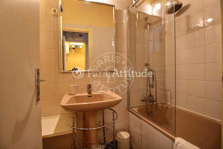 Casa de banho Apartamento mobilado - 32m²  - 1 quarto - Saint Placide - Paris