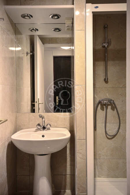 Baño Estudio amueblado - 16m²  - Saint-Germain - París
