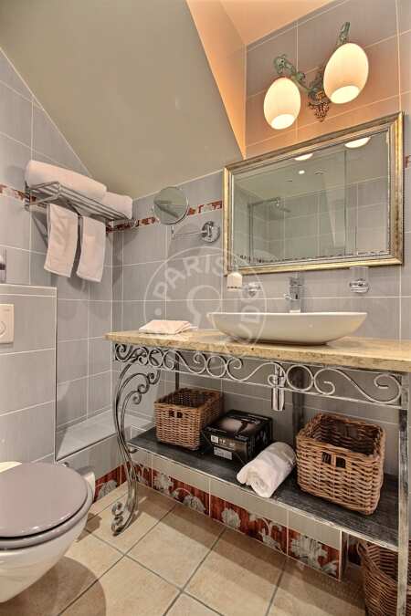 Bagno Appartamento arredato - 50m²  - 1 locale - Arts et Métiers - Parigi