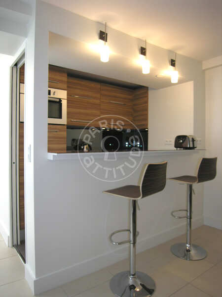 Kitchen Furnished apartment - 46m²  - 1 bedroom - Bourse - Paris