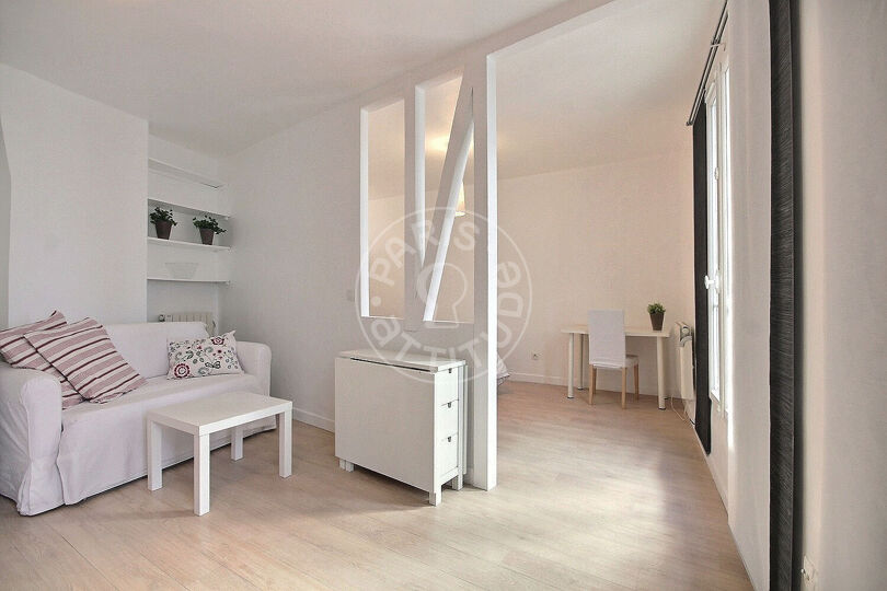 Möblierte Alkovenwohnung - Paris 75018 - 6223