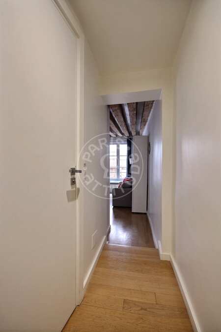 Entrada Estudio amueblado - 29m²  - Saint-Germain - París
