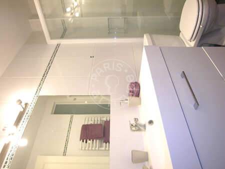 Bathroom Furnished studio - 20m²  - Tour Eiffel - Paris