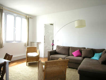 Living room Furnished apartment - 37m²  - 1 bedroom - Jules Joffrin - Mairie du 18ème - Paris