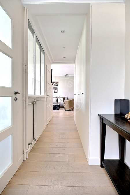 Entrance Furnished apartment - 45m²  - 1 bedroom - Invalides - Paris