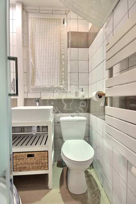 Salle de bain Appartement meublé - 28m²  - 1 chambre - Charonne - Paris