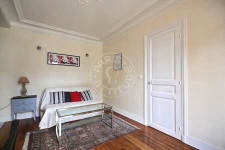 Living room Furnished apartment - 32m²  - 1 bedroom - Arc de Triomphe - Paris