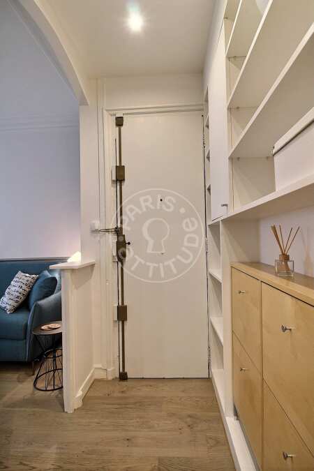 Entrance Furnished studio alcove - 30m²  - Oberkampf - Paris
