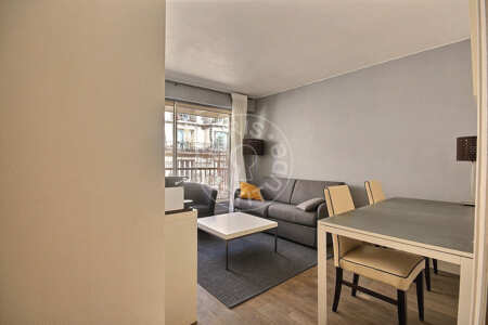 Sala Apartamento mobilado - 30m²  - 1 quarto - Ecole Militaire / Unesco / Duroc - Paris