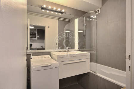 Casa de banho Apartamento mobilado - 30m²  - 1 quarto - Ecole Militaire / Unesco / Duroc - Paris