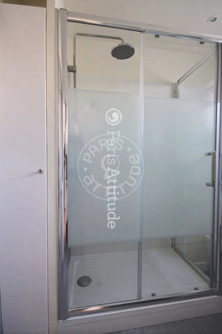 Bathroom Furnished apartment - 54m² - 1 bedroom - Neuilly-sur-Seine